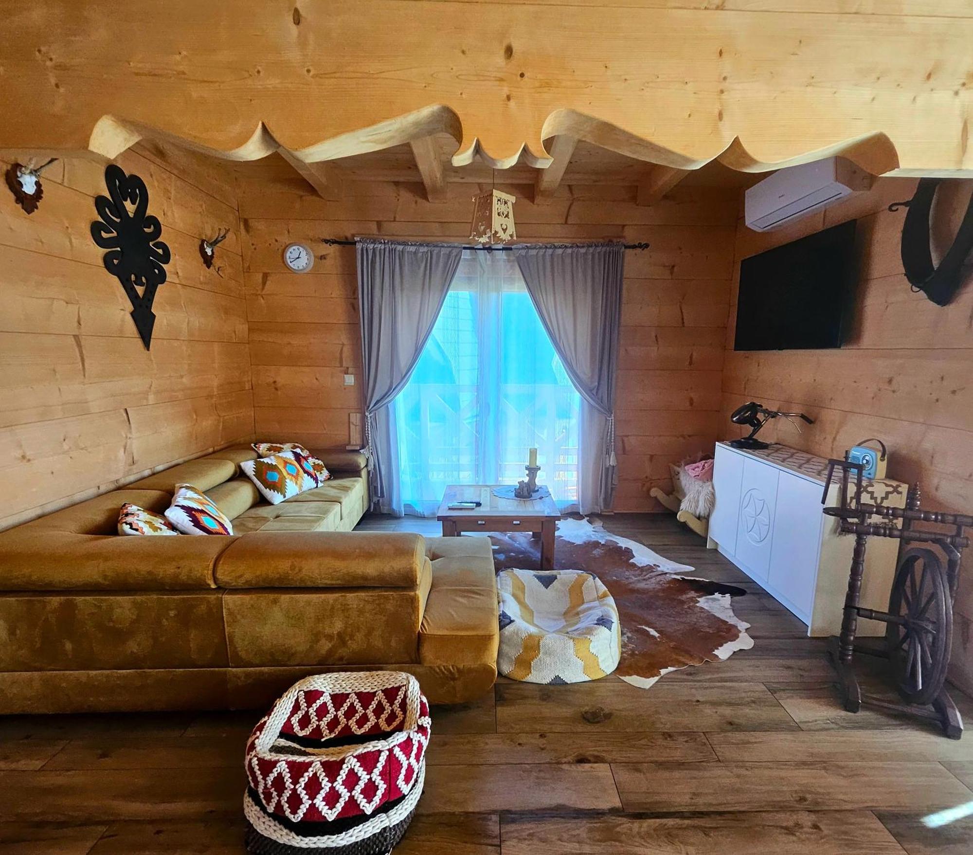 Goralska Chatka 3 Highland Cottage - Jacuzzi, Sauna, Split Ac, Private Parking, Mountains View Zakopane Eksteriør bilde