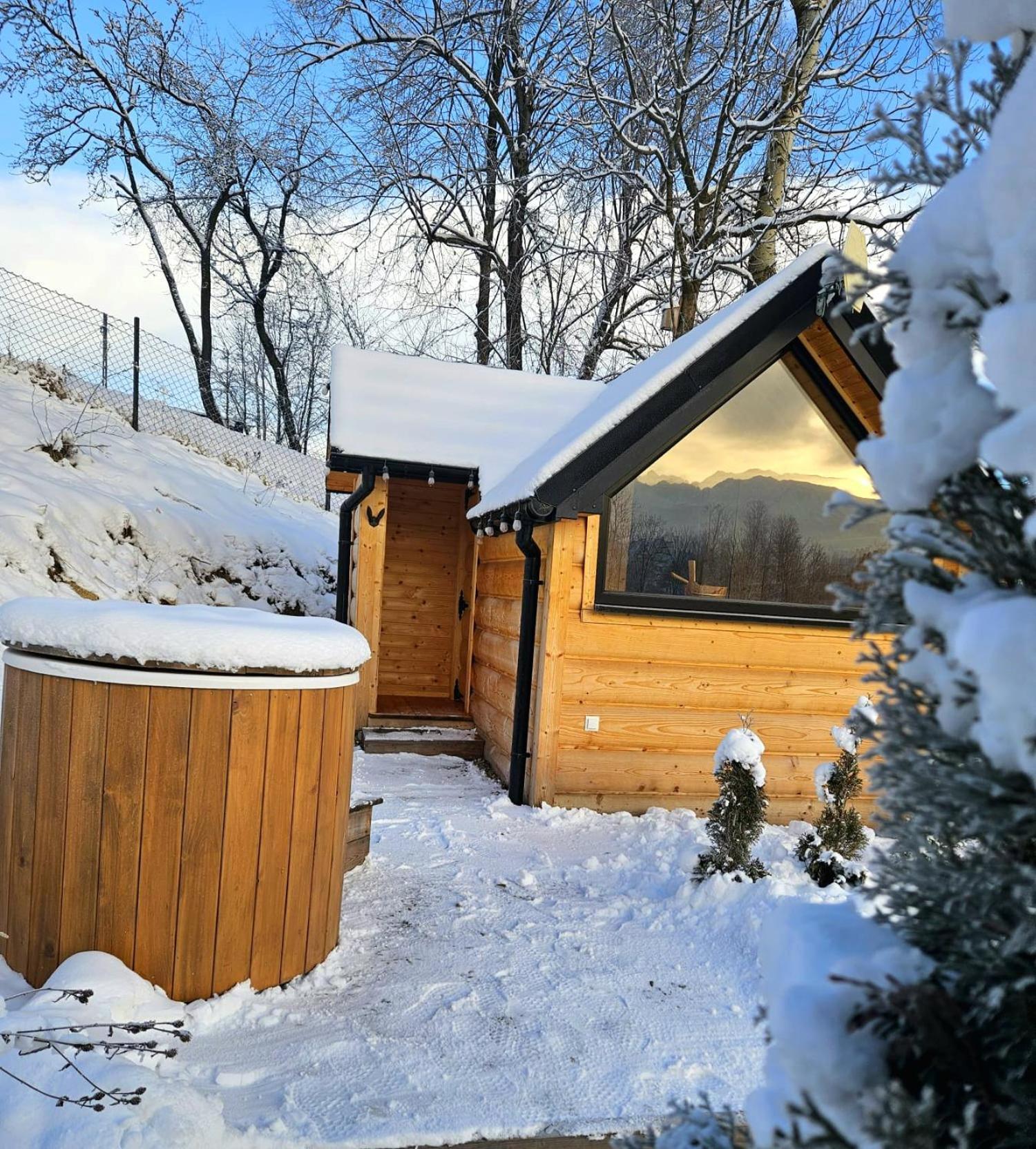 Goralska Chatka 3 Highland Cottage - Jacuzzi, Sauna, Split Ac, Private Parking, Mountains View Zakopane Eksteriør bilde